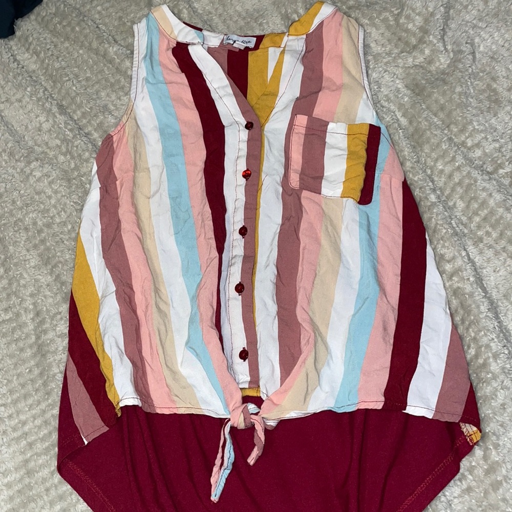 Striped button up tank top, with tie at the bottom